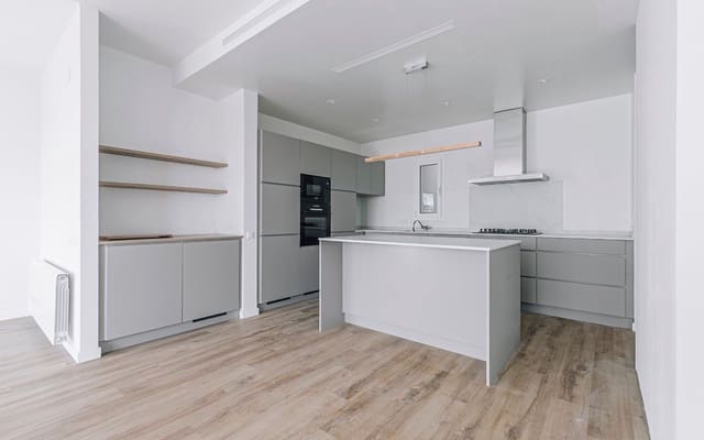 Appartement de 3 chambres à louer à Sant Gervasi - La Bonanova, Barcelone ville - 4 490 € (Ref: 9611914)