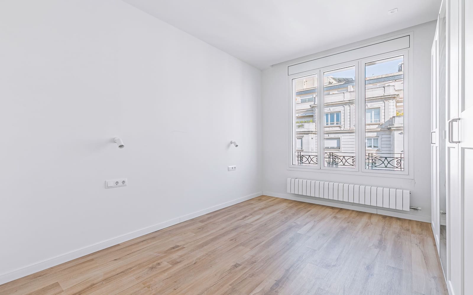 Appartement de 3 chambres à louer à Barcelone ville - 4 490 € (Ref: 9611914)