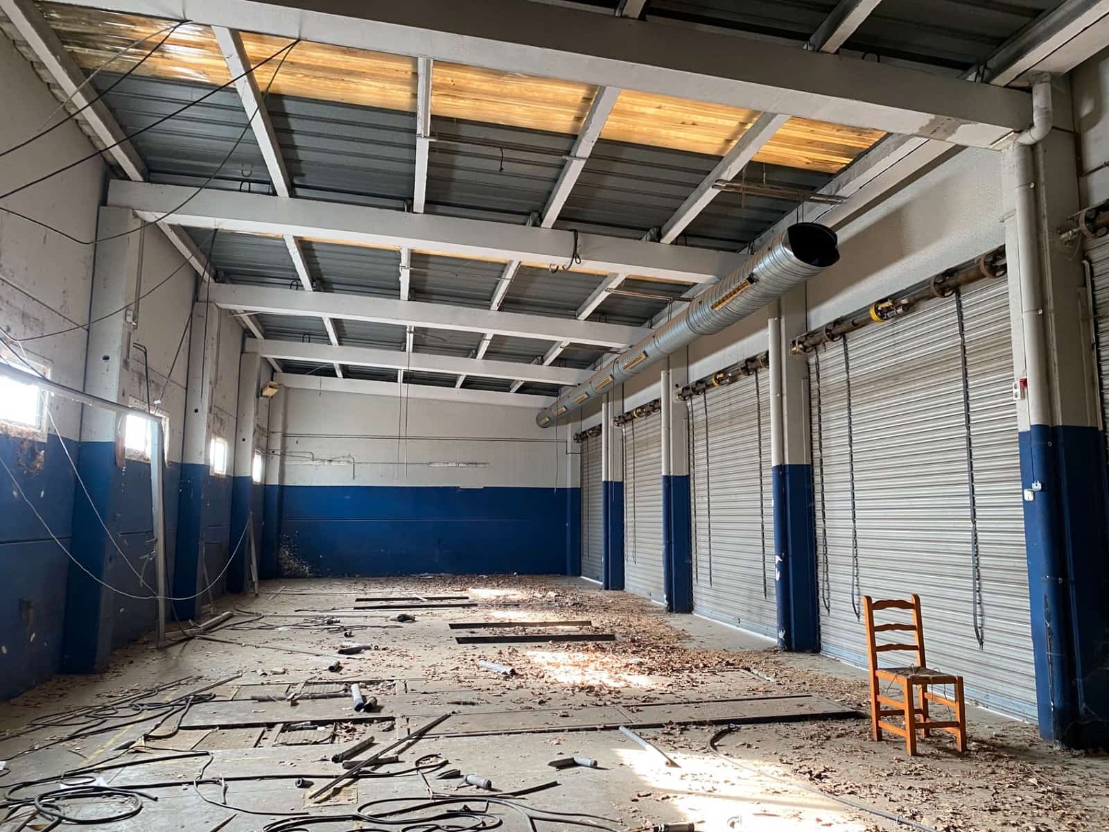 Commercial for sale in Figueres - € 1,800,000 (Ref: 9611916)