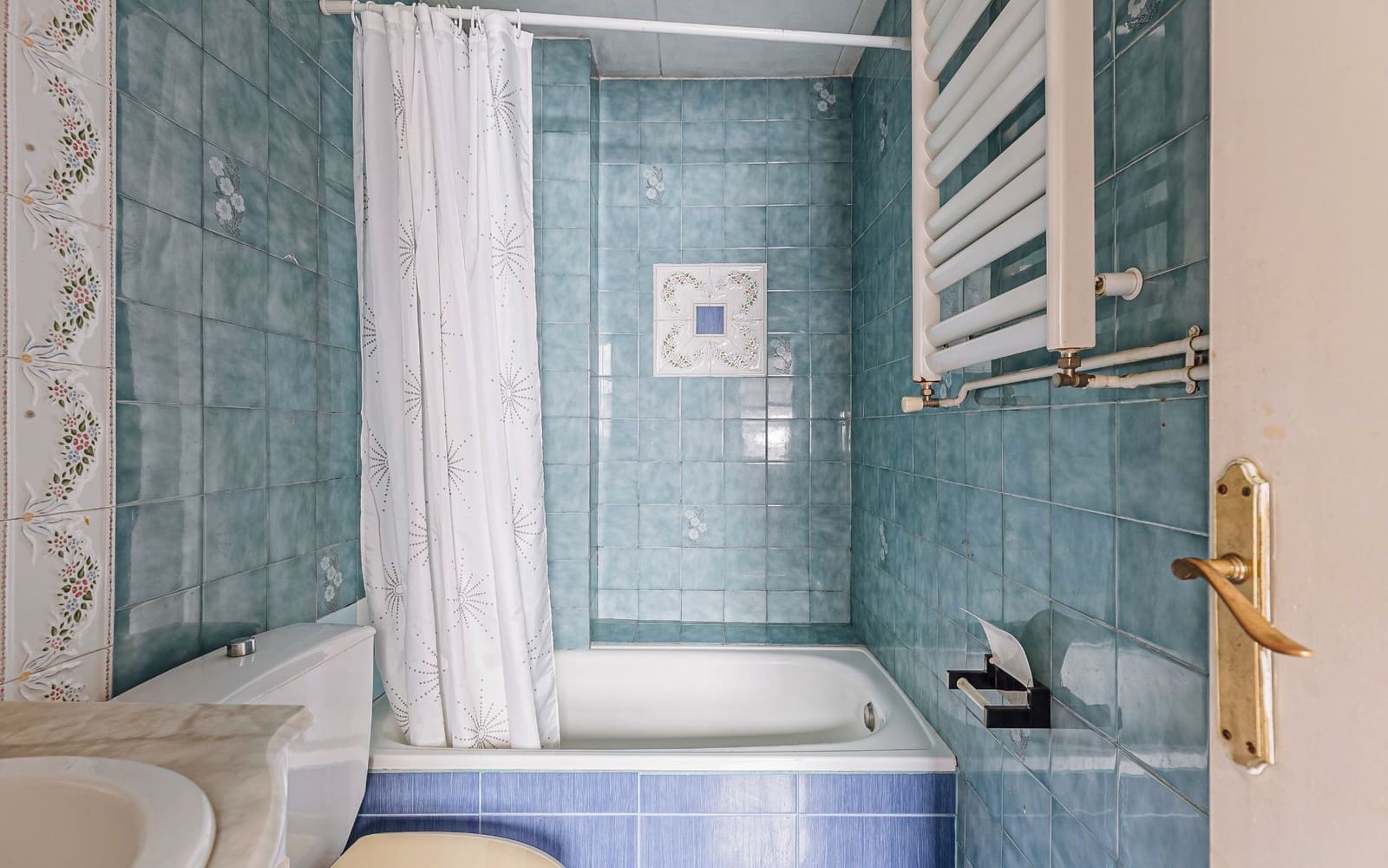 3 bedroom Flat for sale in Barcelona city - € 425,000 (Ref: 9618709)