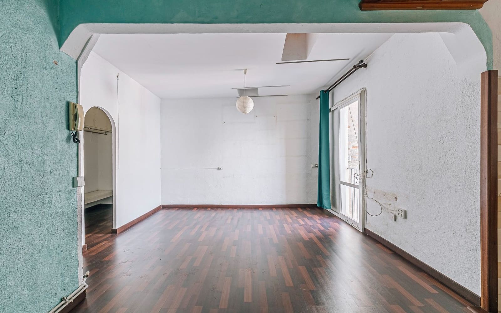 3 bedroom Flat for sale in Barcelona city - € 425,000 (Ref: 9618709)