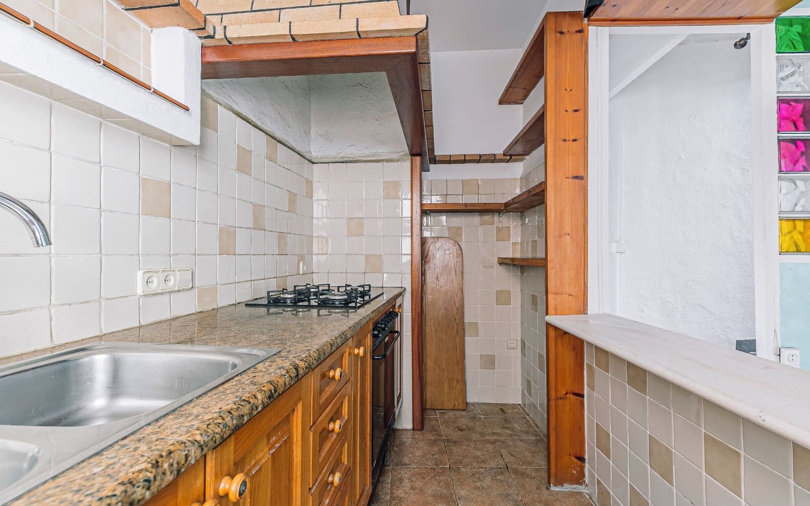 3 bedroom Flat for sale in Barcelona city - € 425,000 (Ref: 9618709)