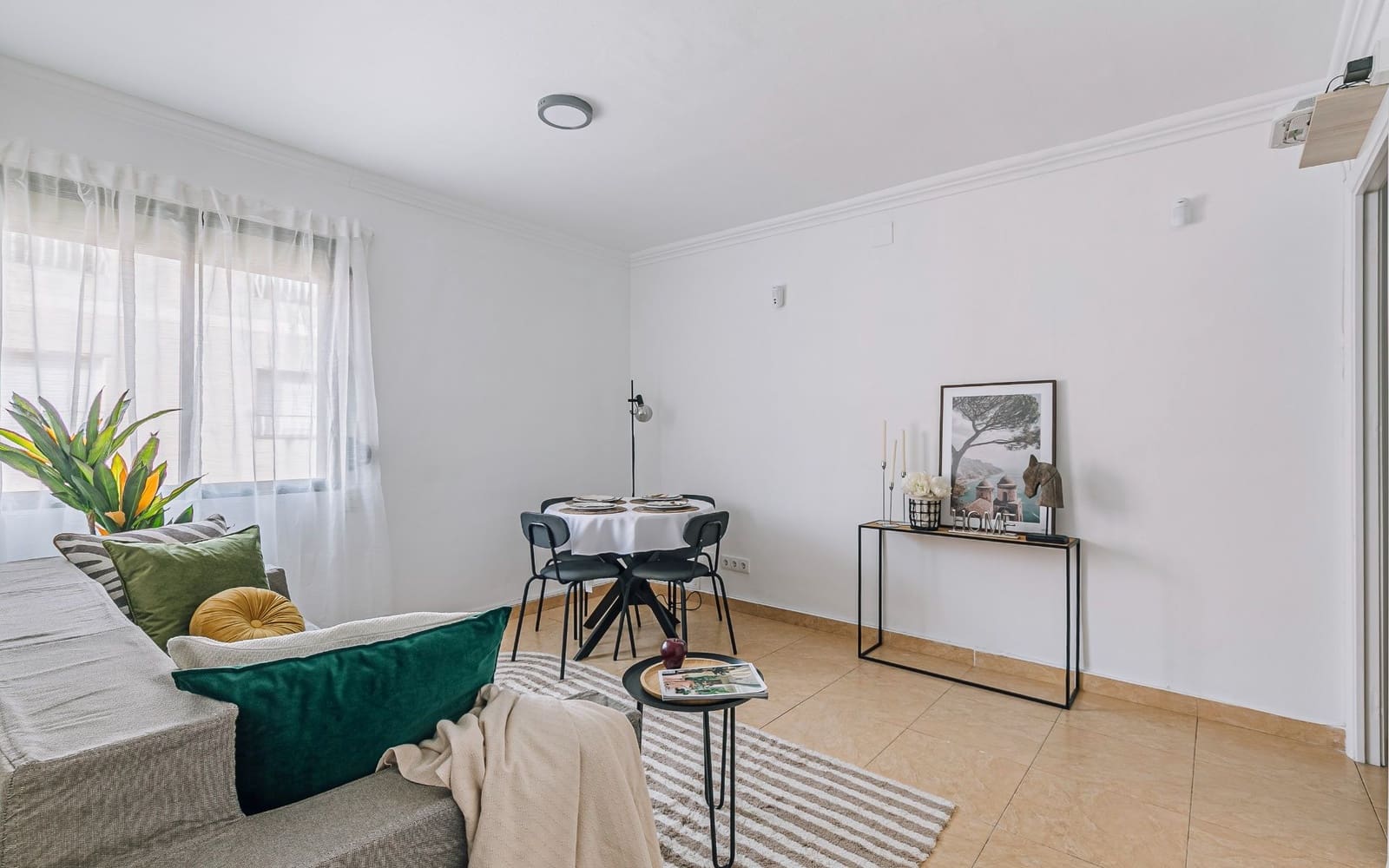 3 sovrum Lägenhet till salu i Santa Coloma de Gramenet - 210 000 € (Ref: 9618711)