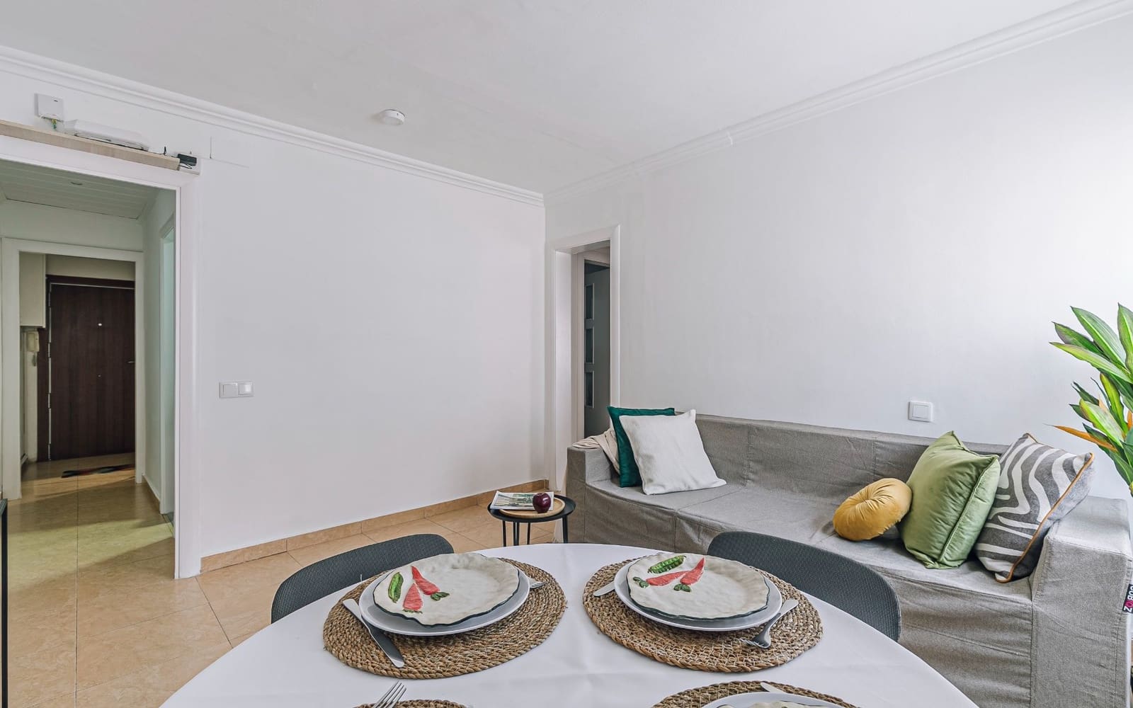 3 sovrum Lägenhet till salu i Santa Coloma de Gramenet - 210 000 € (Ref: 9618711)