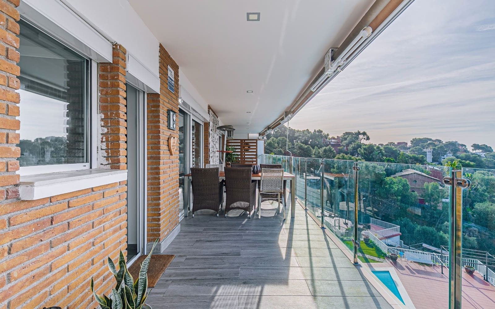 5 chambre Appartement à vendre à Castelldefels avec piscine garage - 825 000 € (Ref: 9618712)