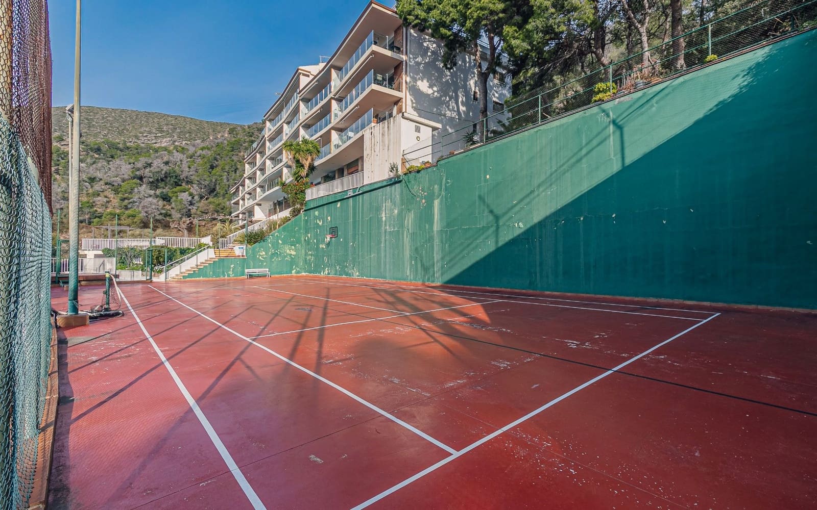 5 chambre Appartement à vendre à Castelldefels avec piscine garage - 825 000 € (Ref: 9618712)