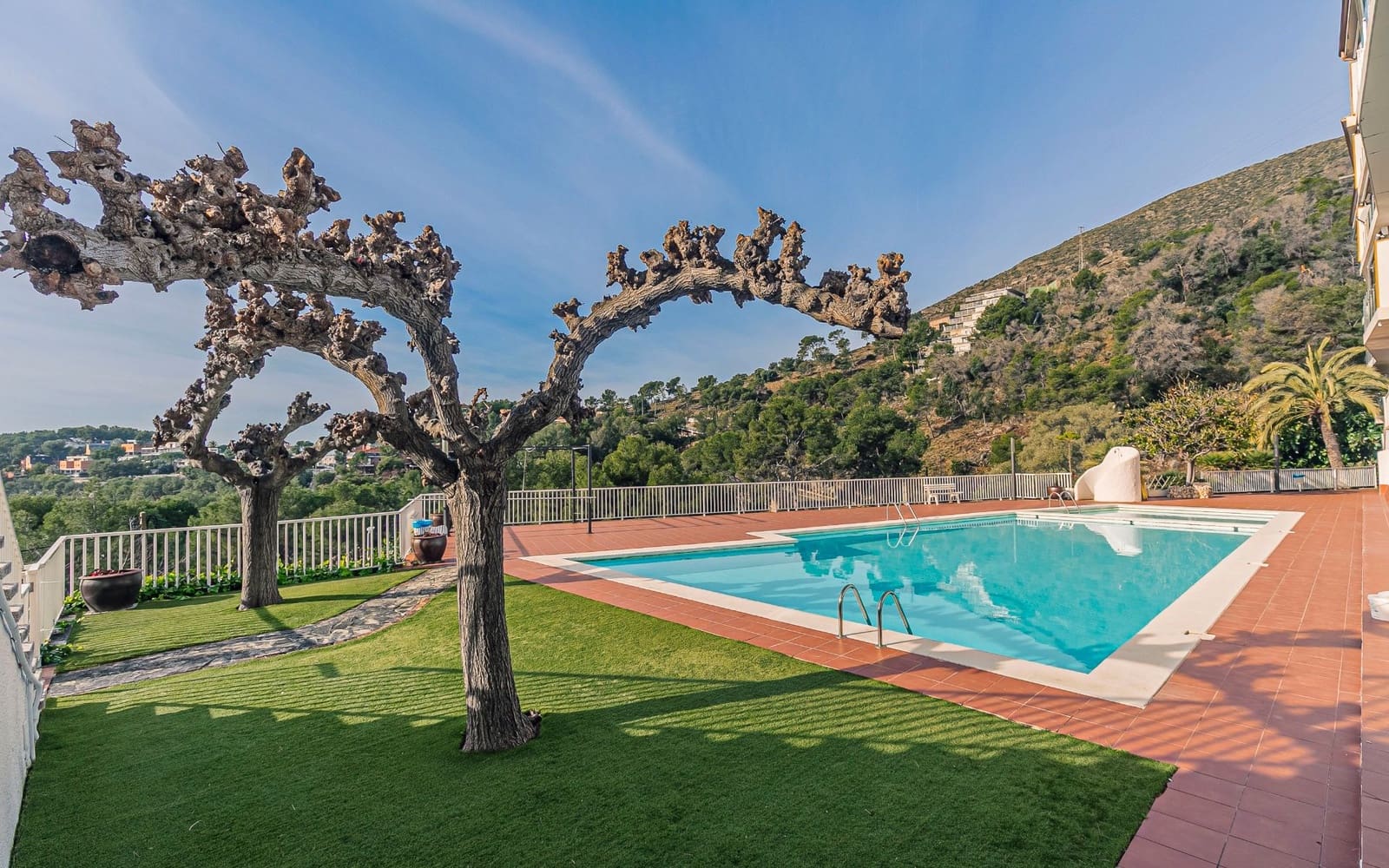 5 chambre Appartement à vendre à Castelldefels avec piscine garage - 825 000 € (Ref: 9618712)