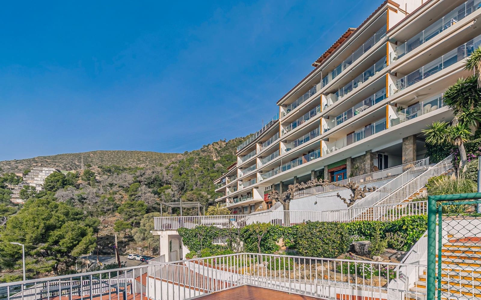 5 chambre Appartement à vendre à Castelldefels avec piscine garage - 825 000 € (Ref: 9618712)