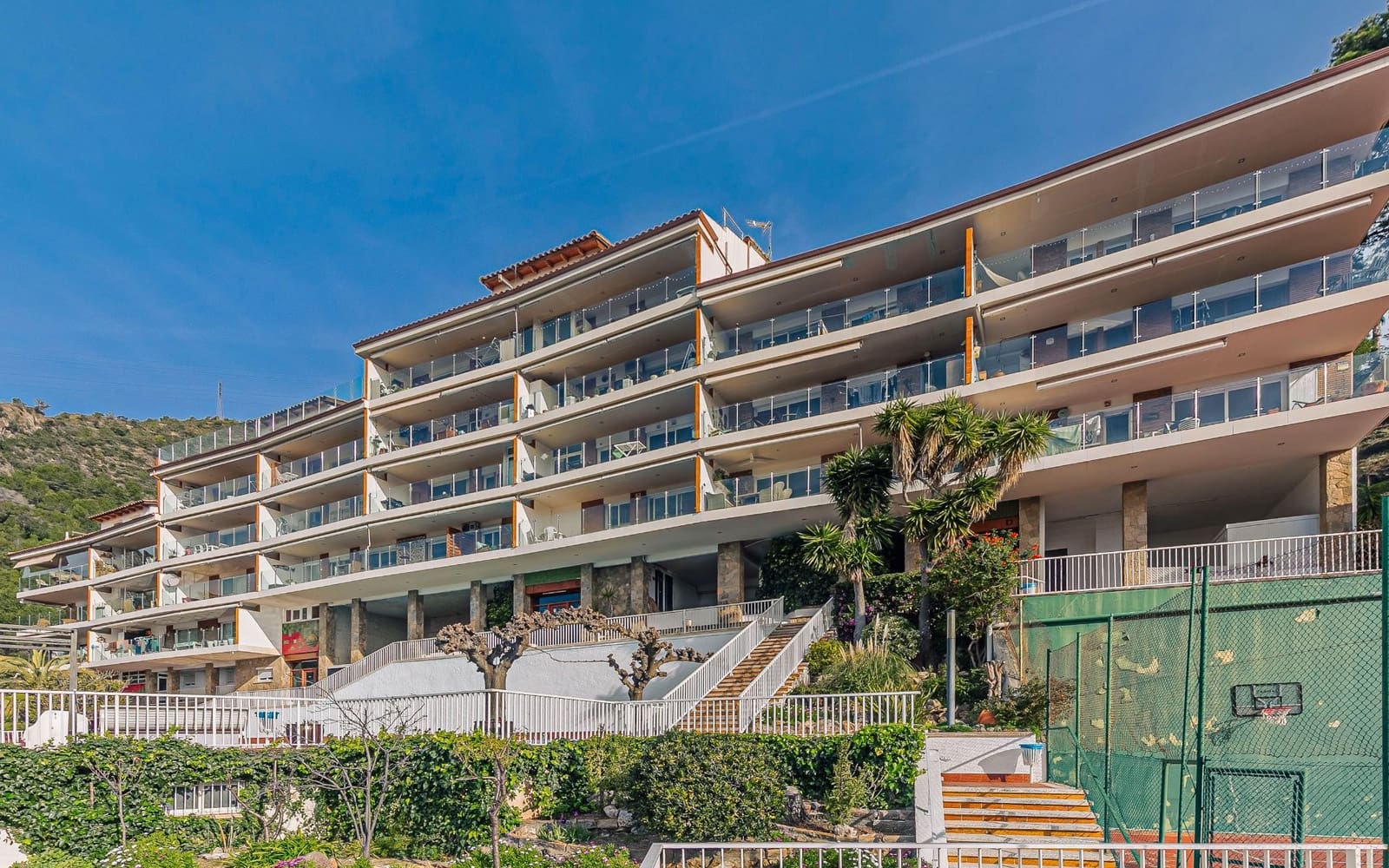 5 chambre Appartement à vendre à Castelldefels avec piscine garage - 825 000 € (Ref: 9618712)