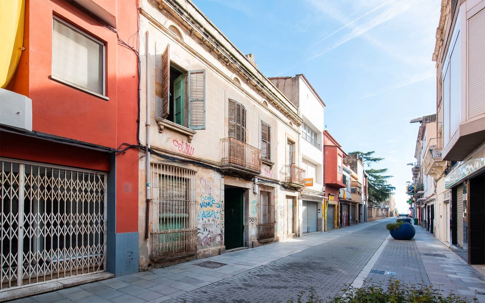 6 bedroom Townhouse for sale in Malgrat de Mar - € 485,000 (Ref: 9618713)