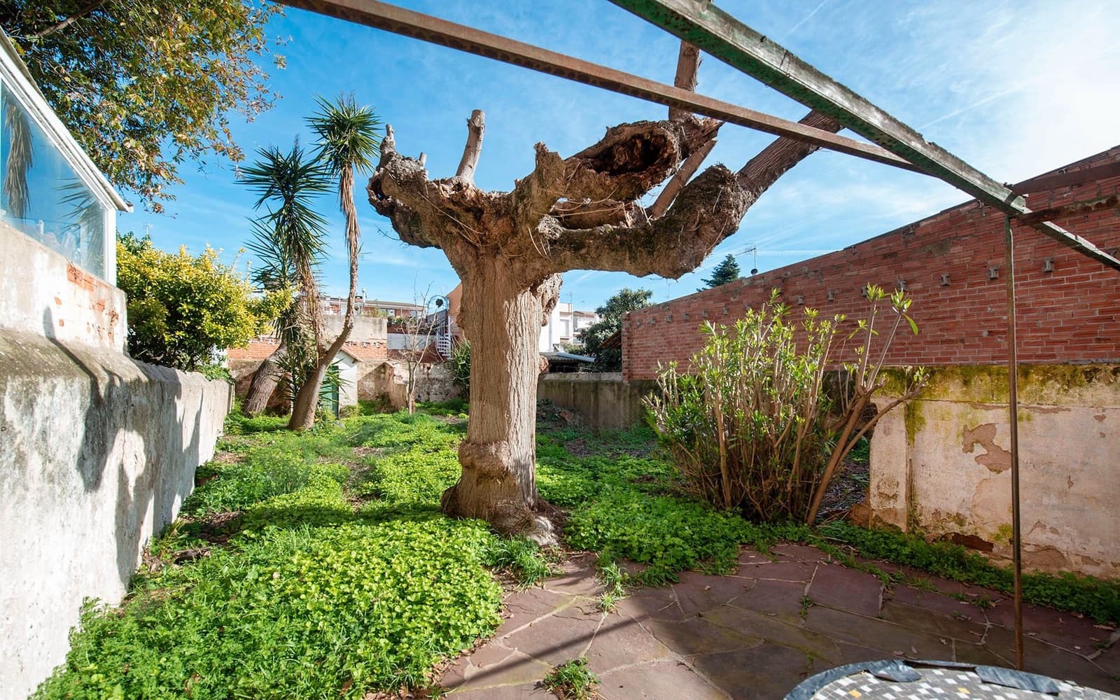 6 bedroom Townhouse for sale in Malgrat de Mar - € 485,000 (Ref: 9618713)