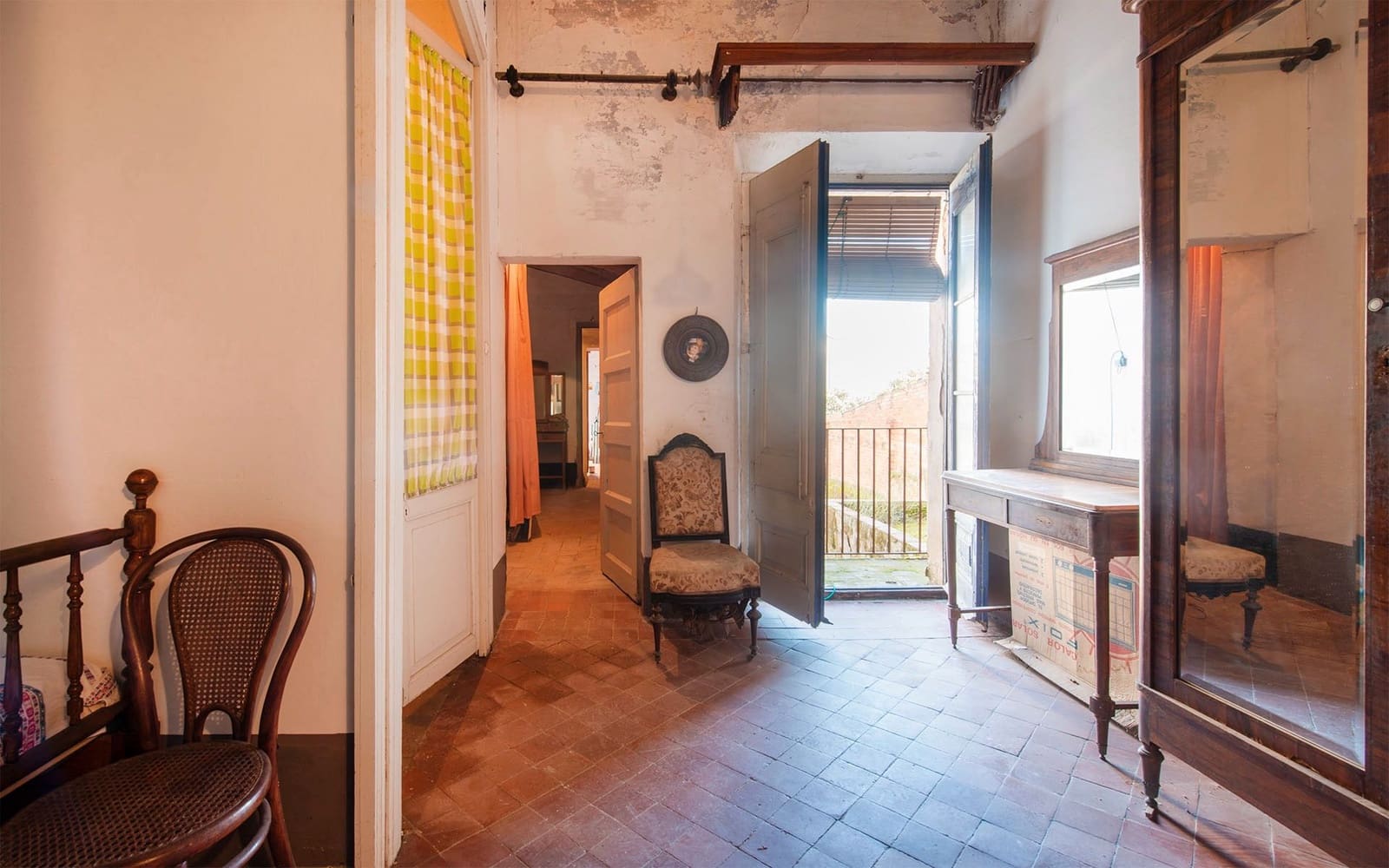 6 bedroom Townhouse for sale in Malgrat de Mar - € 485,000 (Ref: 9618713)