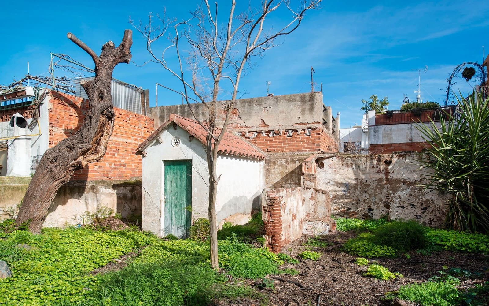 6 bedroom Townhouse for sale in Malgrat de Mar - € 485,000 (Ref: 9618713)