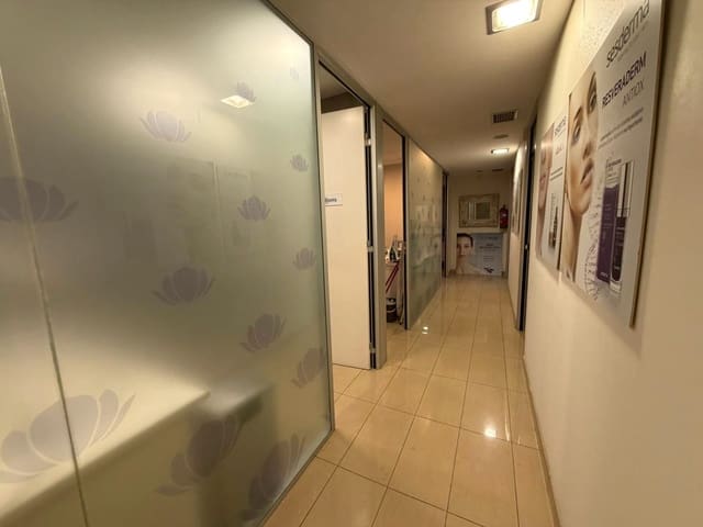 Kontor til leje i La Dreta de L'Eixample, Barcelona by - € 5.000 (Ref: 9628422)
