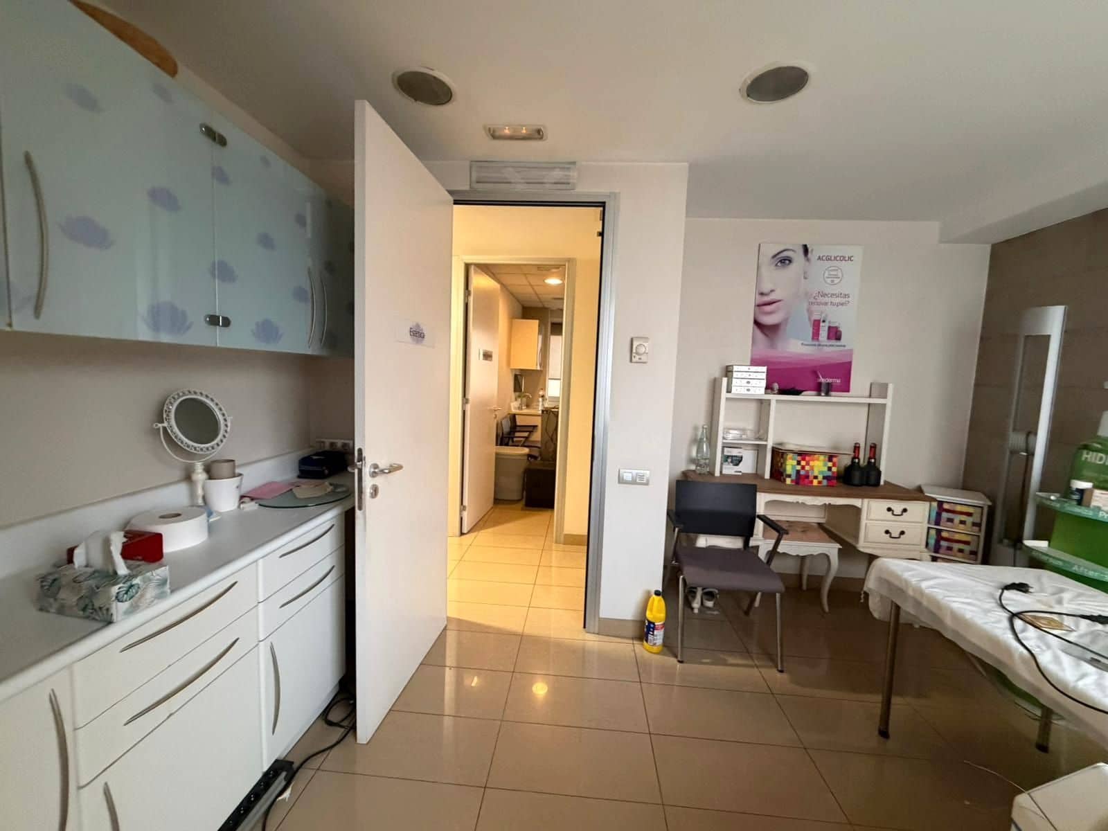 Kontor til leje i Barcelona by - € 5.000 (Ref: 9628422)