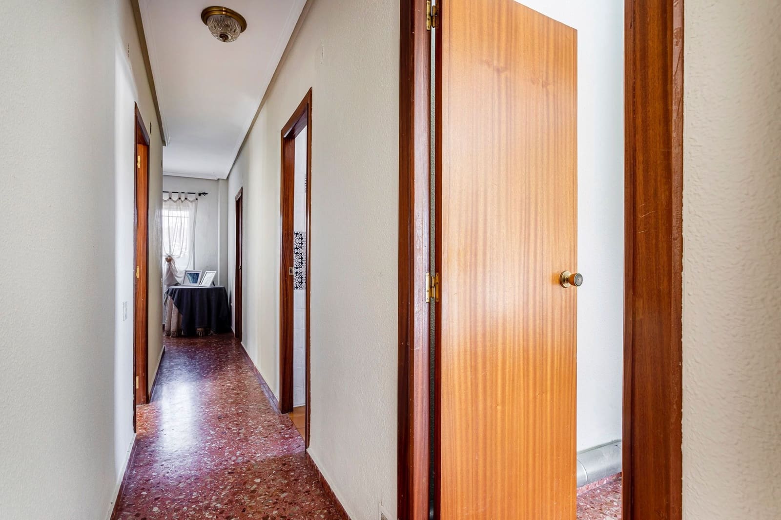 4 quarto Moradia para venda em Godelleta com garagem - 325 000 € (Ref: 9630584)