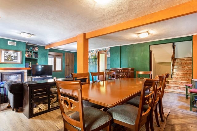 4 quarto Moradia para venda em Godelleta com garagem - 325 000 € (Ref: 9630584)