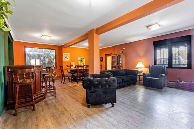 4 soverom Villa til salgs i Godelleta med garasje - € 325 000 (Ref: 9630584)