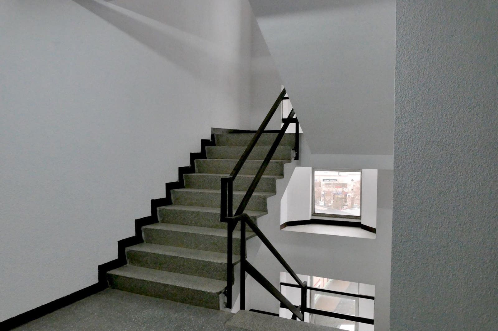 Kommersiell att hyra i L'Hospitalet de Llobregat - 3 000 € (Ref: 9640635)