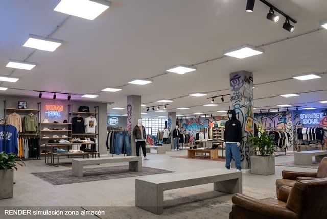 Kommersiell att hyra i L'Hospitalet de Llobregat - 3 000 € (Ref: 9640635)