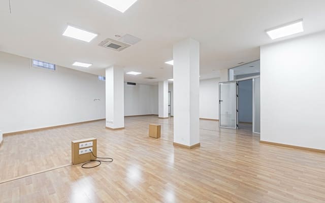 Biuro do wynajęcia w El Clot, Miasto Barcelona - 1 990 € (Ref: 9650703)