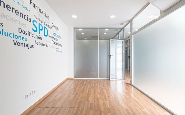 Biuro do wynajęcia w El Clot, Miasto Barcelona - 1 990 € (Ref: 9650703)