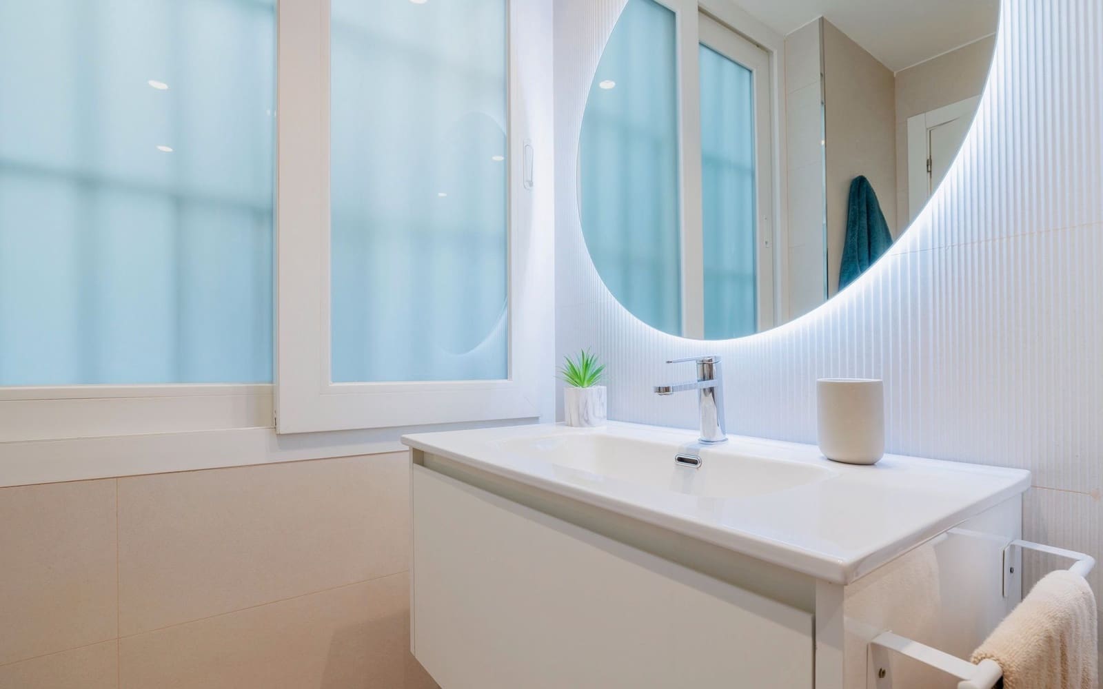 Piso de 1 habitación en Madrid ciudad en alquiler - 1.150 € (Ref: 9652407)