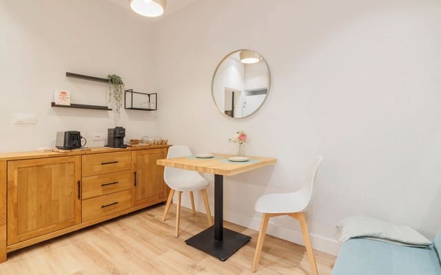 Piso de 1 habitación en Delicias, Madrid ciudad en alquiler - 1.150 € (Ref: 9652407)