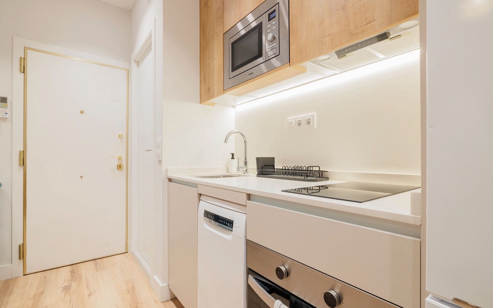 Piso de 1 habitación en Madrid ciudad en alquiler - 1.150 € (Ref: 9652407)