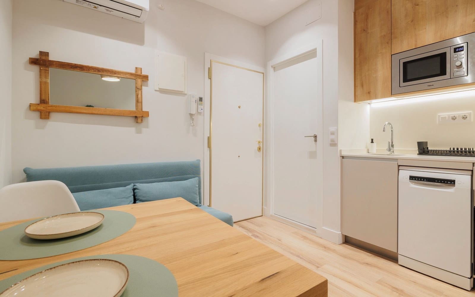 Piso de 1 habitación en Madrid ciudad en alquiler - 1.150 € (Ref: 9652407)