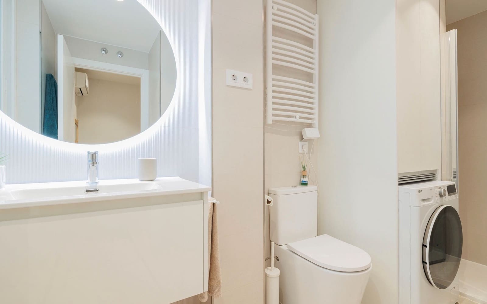 Piso de 1 habitación en Madrid ciudad en alquiler - 1.150 € (Ref: 9652407)