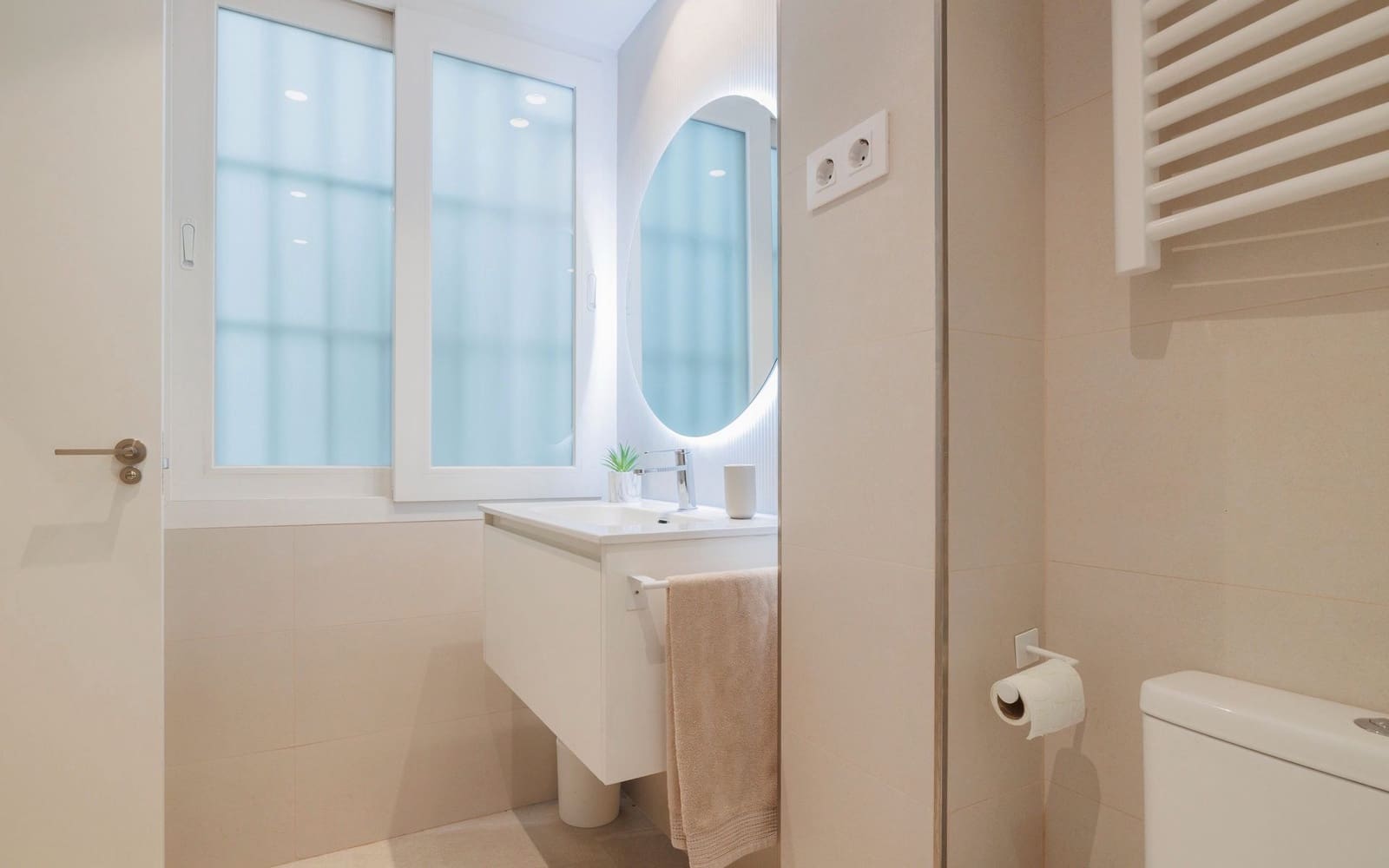 Piso de 1 habitación en Madrid ciudad en alquiler - 1.150 € (Ref: 9652407)