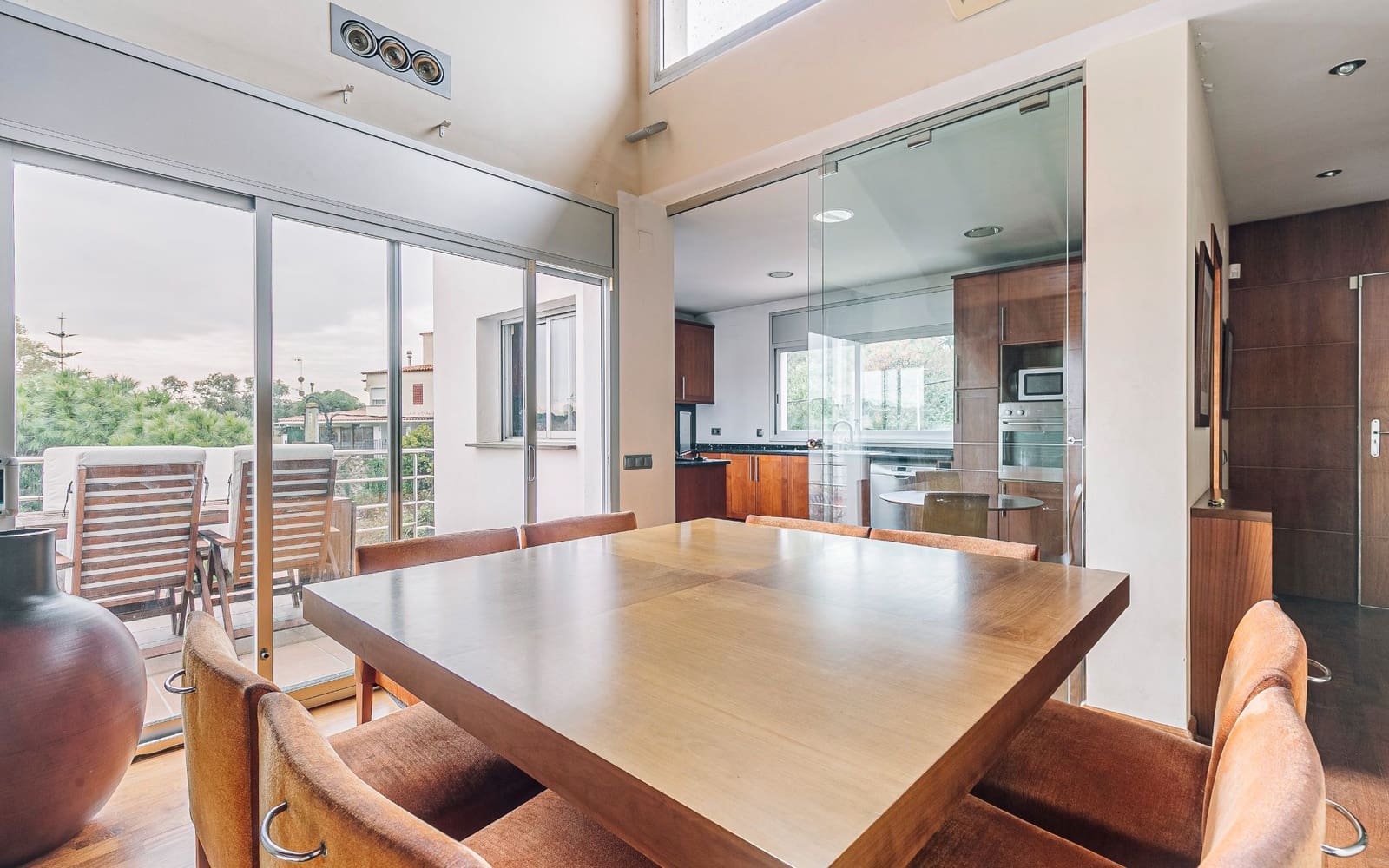 5 bedroom Villa for sale in Castelldefels with garage - € 1,280,000 (Ref: 9652408)