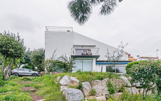 5 bedroom Villa for sale in Castelldefels - € 1,280,000 (Ref: 9652408)