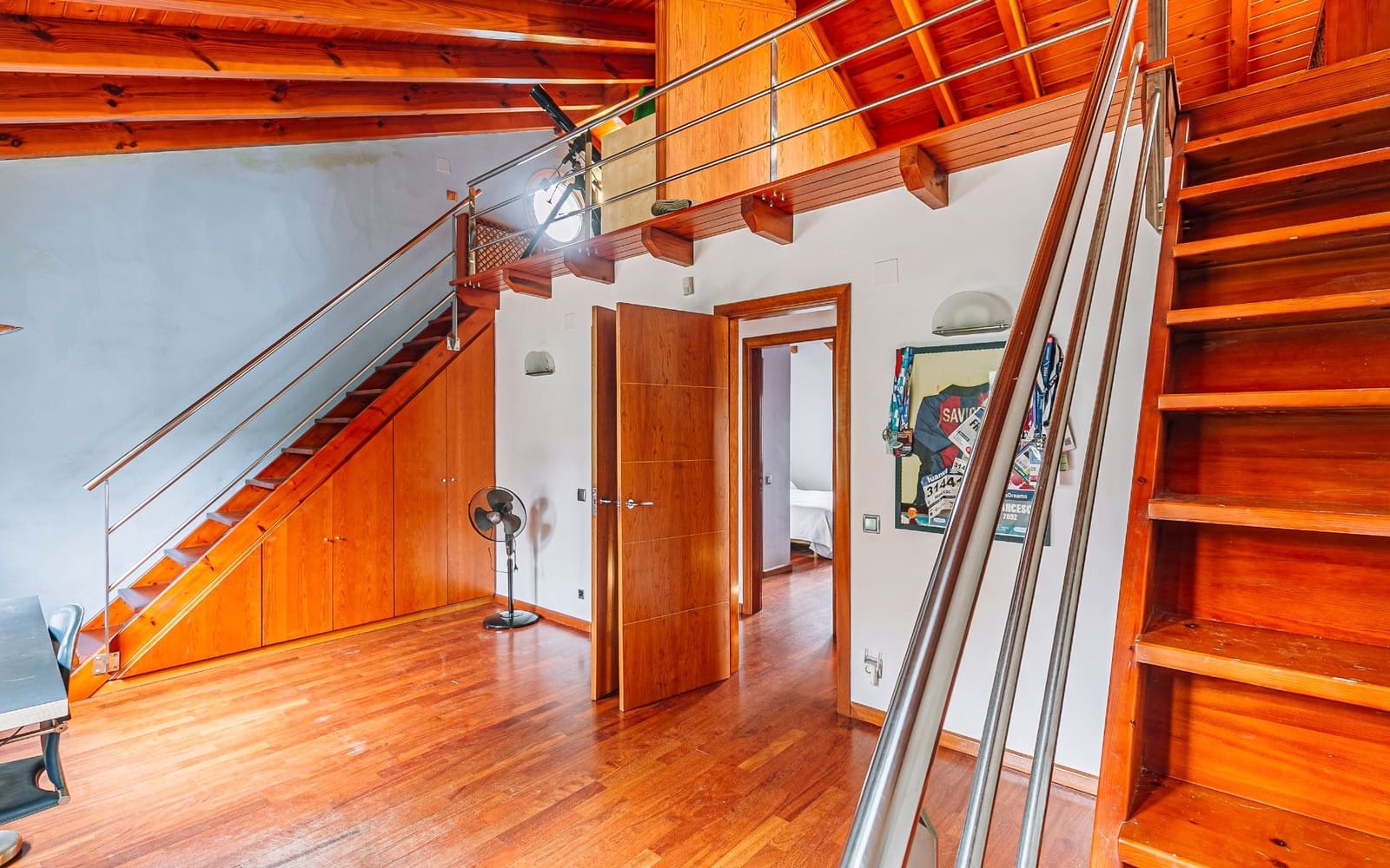 5 bedroom Villa for sale in Castelldefels with garage - € 1,280,000 (Ref: 9652408)