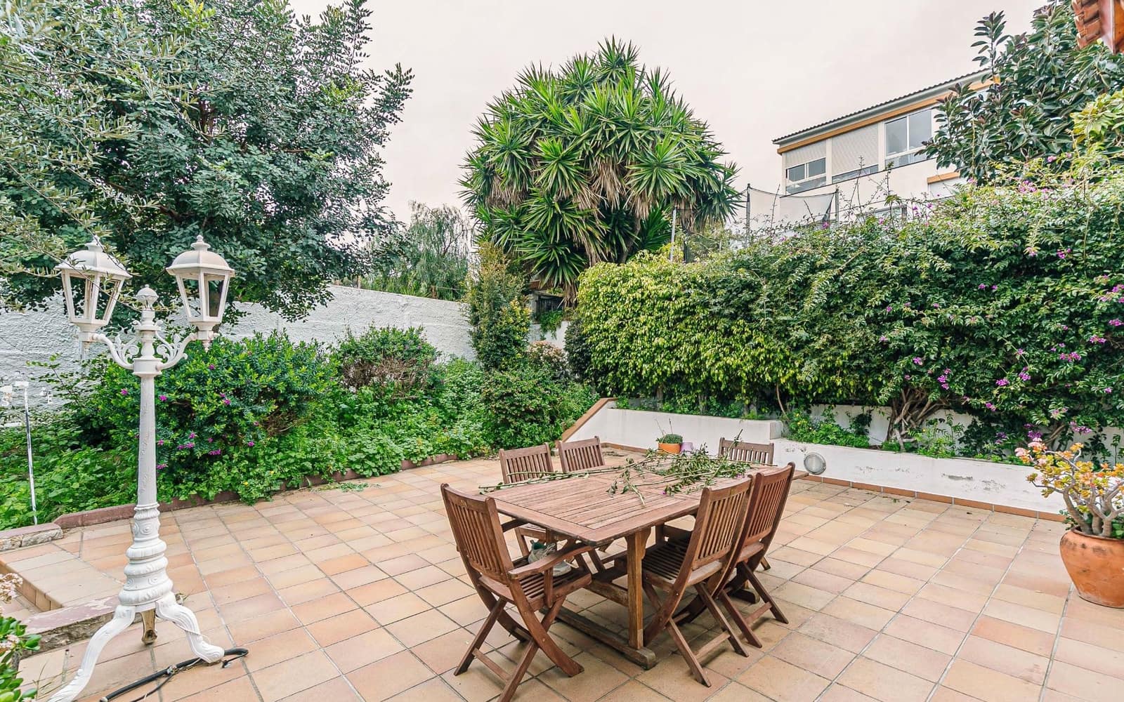 5 bedroom Villa for sale in Castelldefels with garage - € 1,280,000 (Ref: 9652408)