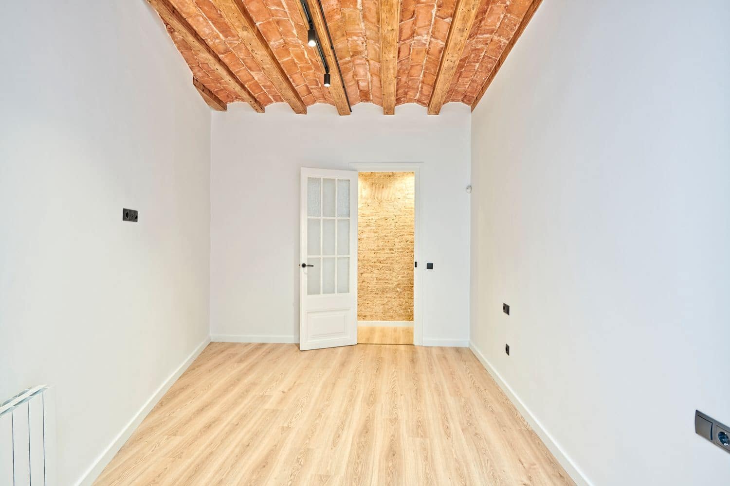 3 soverom Leilighet til leie i Barcelona by - € 1 790 (Ref: 9653324)