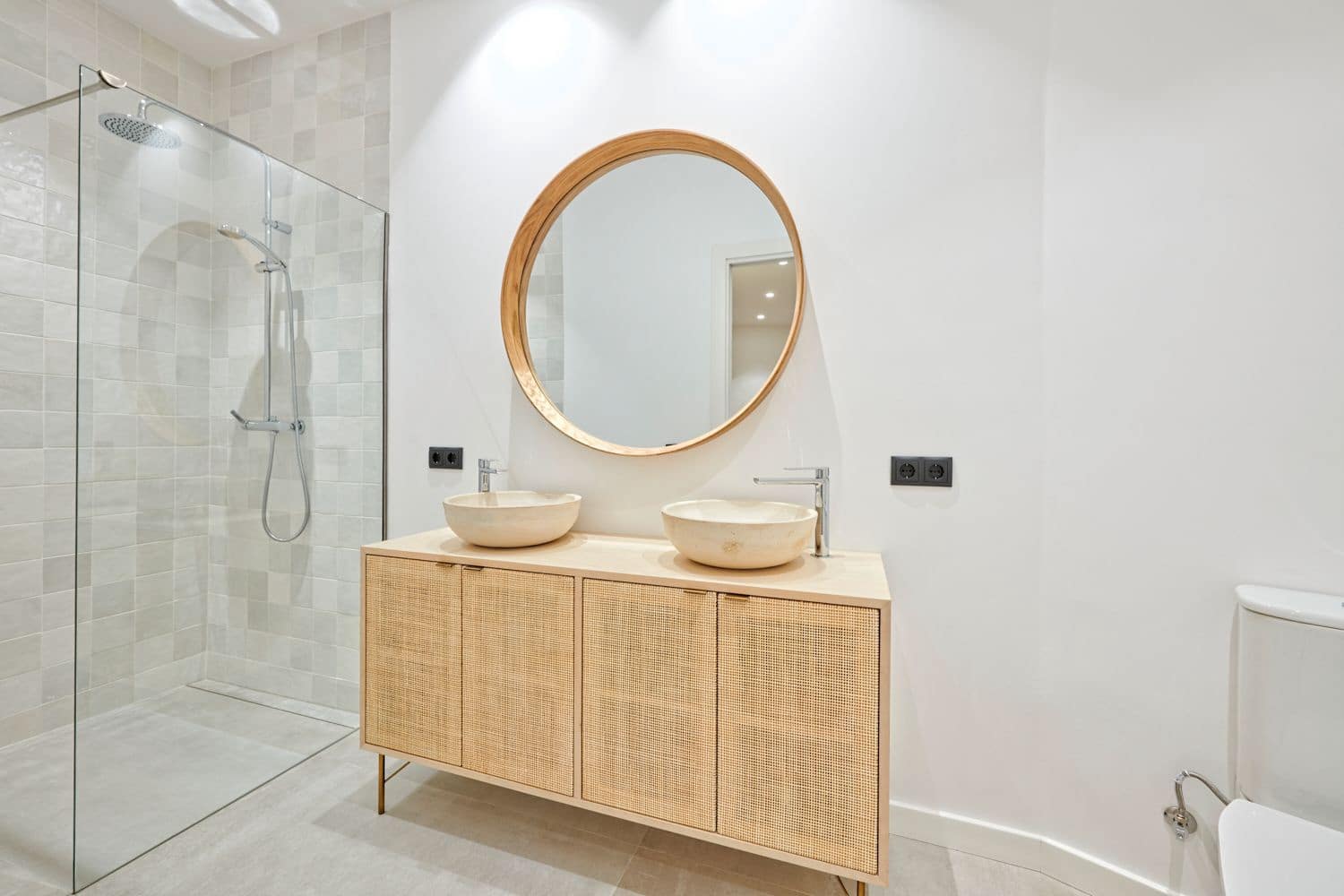 3 soverom Leilighet til leie i Barcelona by - € 1 790 (Ref: 9653324)