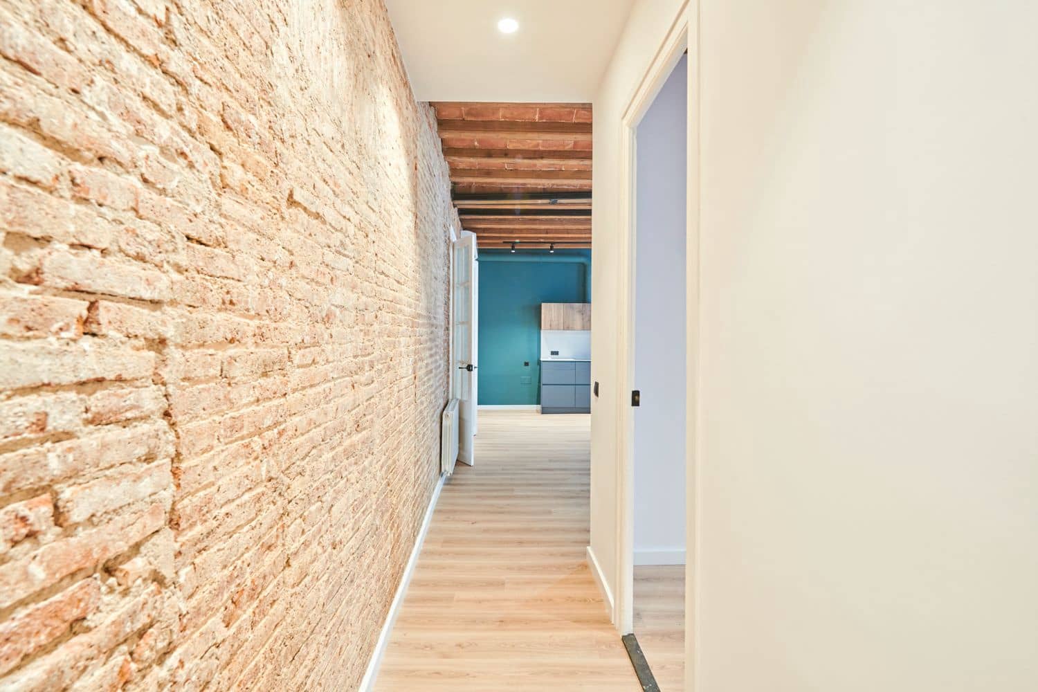 3 soverom Leilighet til leie i Barcelona by - € 1 790 (Ref: 9653324)