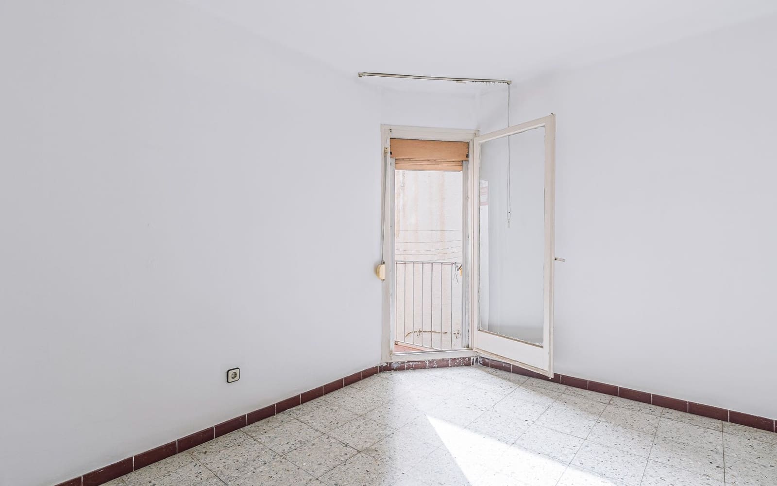 3 chambre Appartement à vendre à Barcelone ville - 280 000 € (Ref: 9656801)