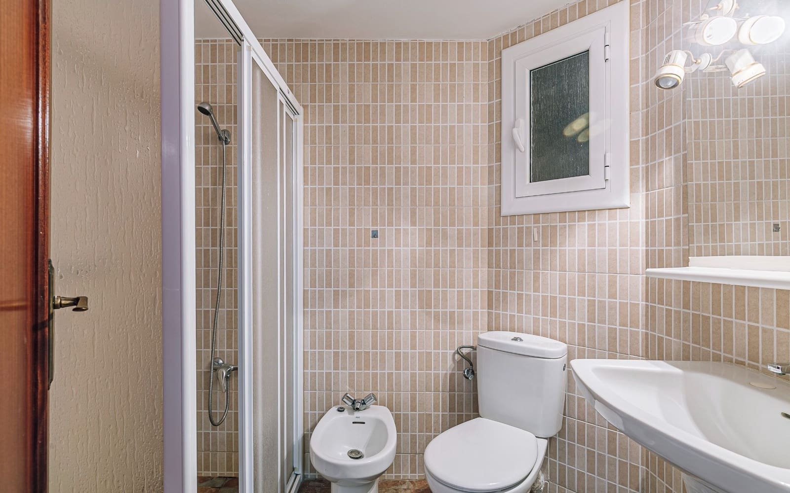 3 chambre Appartement à vendre à Barcelone ville - 280 000 € (Ref: 9656801)