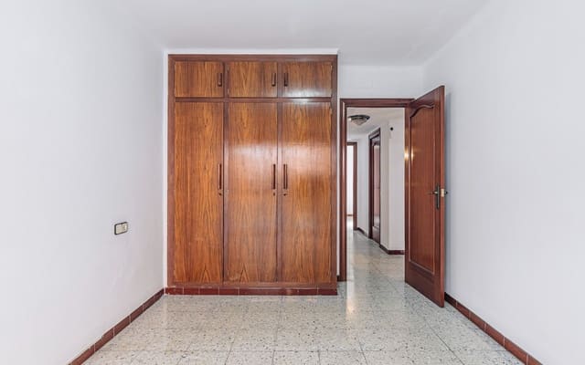 3 chambre Appartement à vendre à El Coll, Barcelone ville - 280 000 € (Ref: 9656801)