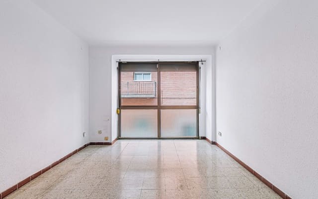 3 chambre Appartement à vendre à El Coll, Barcelone ville - 280 000 € (Ref: 9656801)