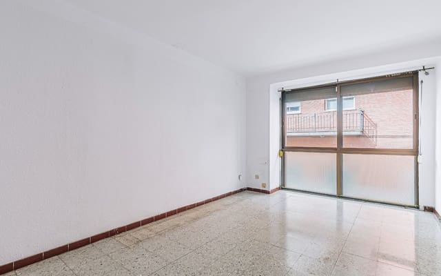 3 chambre Appartement à vendre à El Coll, Barcelone ville - 280 000 € (Ref: 9656801)