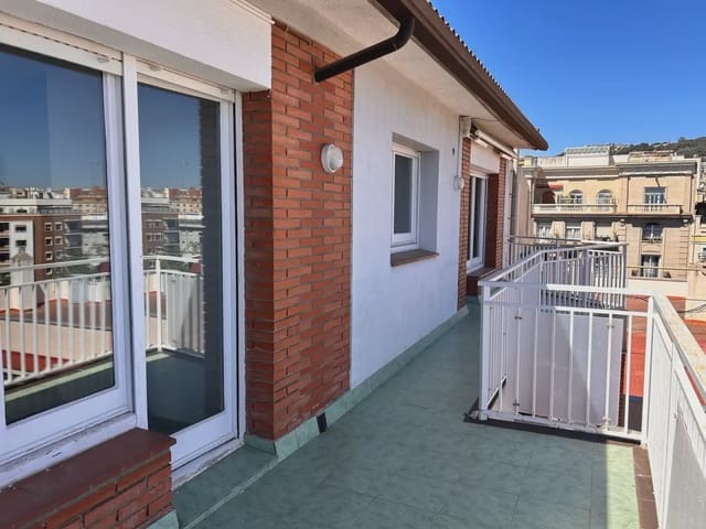 4 soveværelse Penthouse til salg i La Sagrada Família, Barcelona by - € 680.000 (Ref: 9657015)