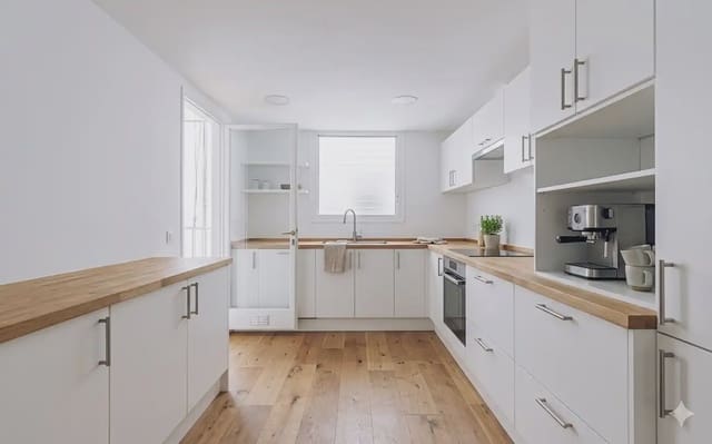 4 soverom Penthouse til salgs i La Sagrada Família, Barcelona by - € 680 000 (Ref: 9657015)