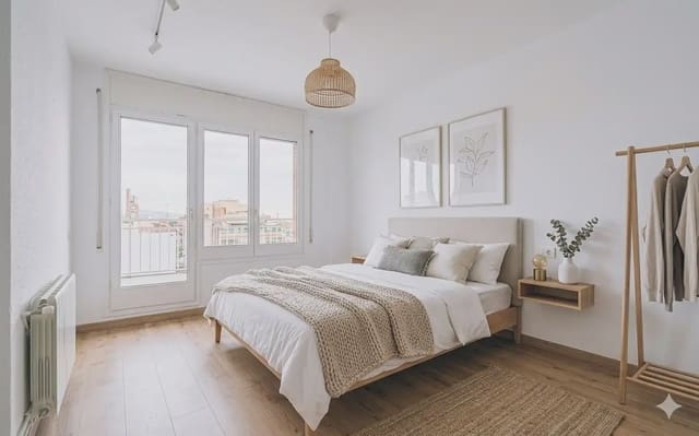 4 soverom Penthouse til salgs i La Sagrada Família, Barcelona by - € 680 000 (Ref: 9657015)