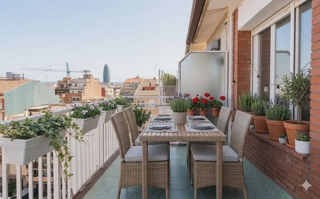 4 soverom Penthouse til salgs i La Sagrada Família, Barcelona by - € 680 000 (Ref: 9657015)