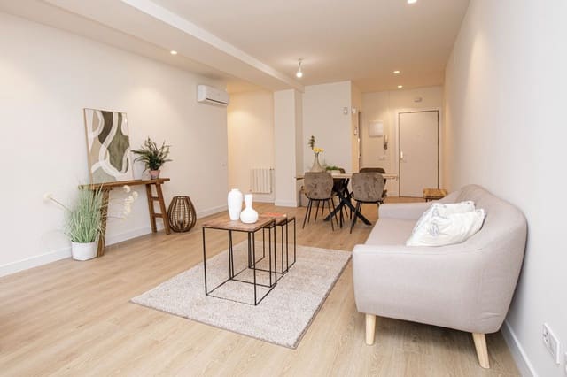 3 soverom Leilighet til salgs i Sant Pere, Santa Caterina i La Ribera, Barcelona by - € 520 000 (Ref: 9677911)