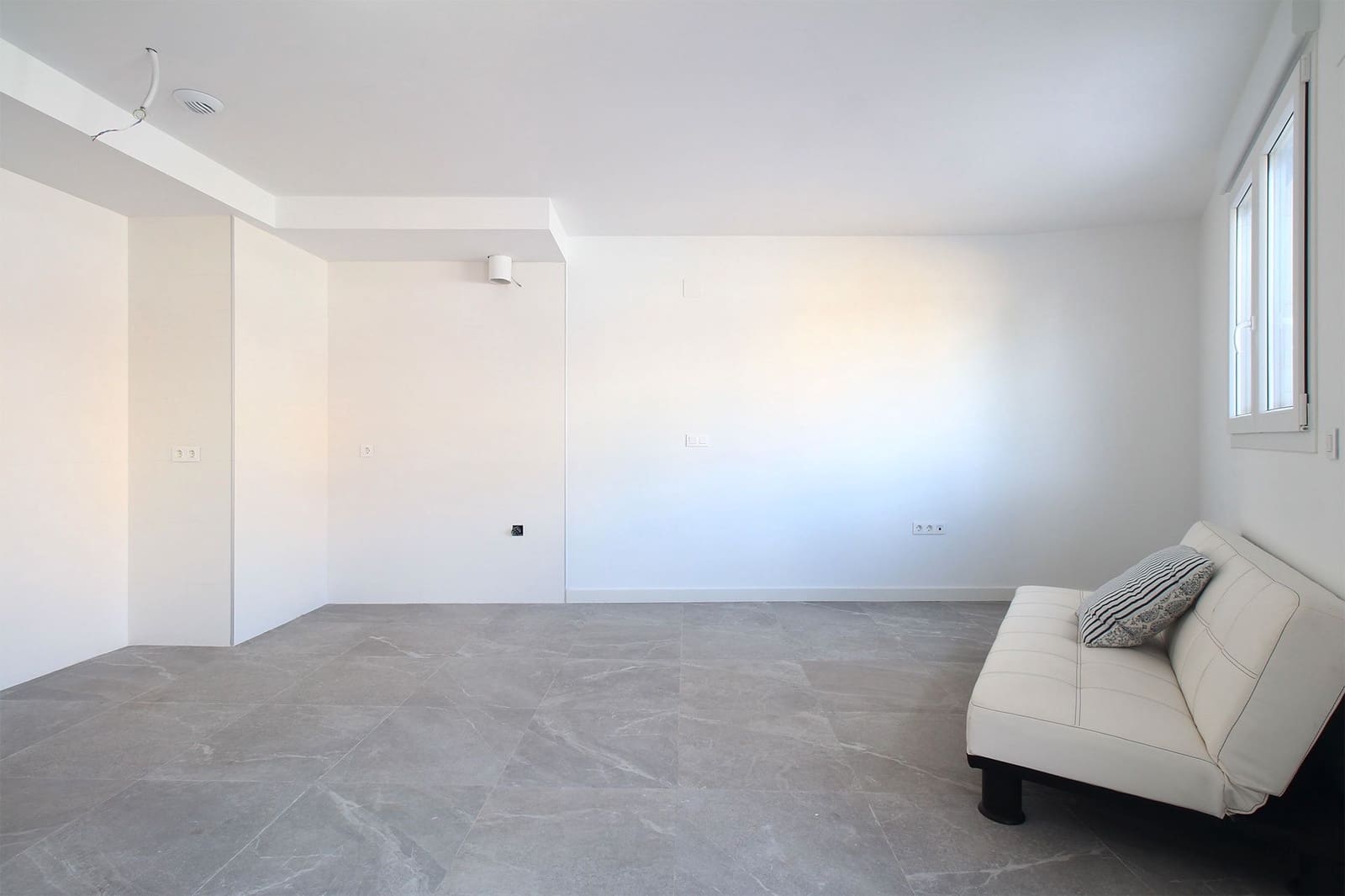 3 Zimmer Penthouse zu verkaufen in Albacete Stadt mit Pool - 433.000 € (Ref: 9678212)